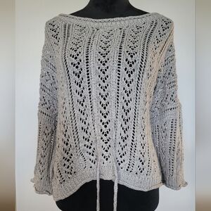 NWOT POL Gray Knit Lightweight Sweater.